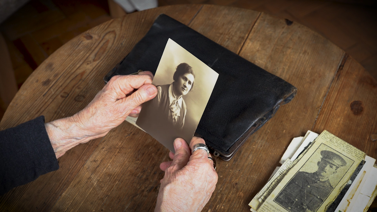 Sequence 01.00_13_35_05.Still002